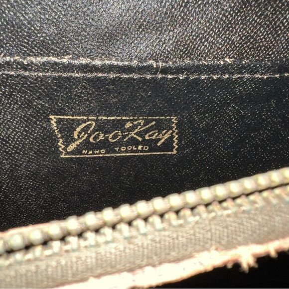 Joo Kay Elegant Brown Embossed Leather Bag - Picture 4 of 9